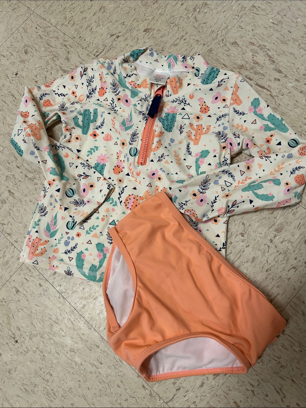 Ruffle Butts Kids Rash Guard Swim Set - Peach & Multi Floral size 4t